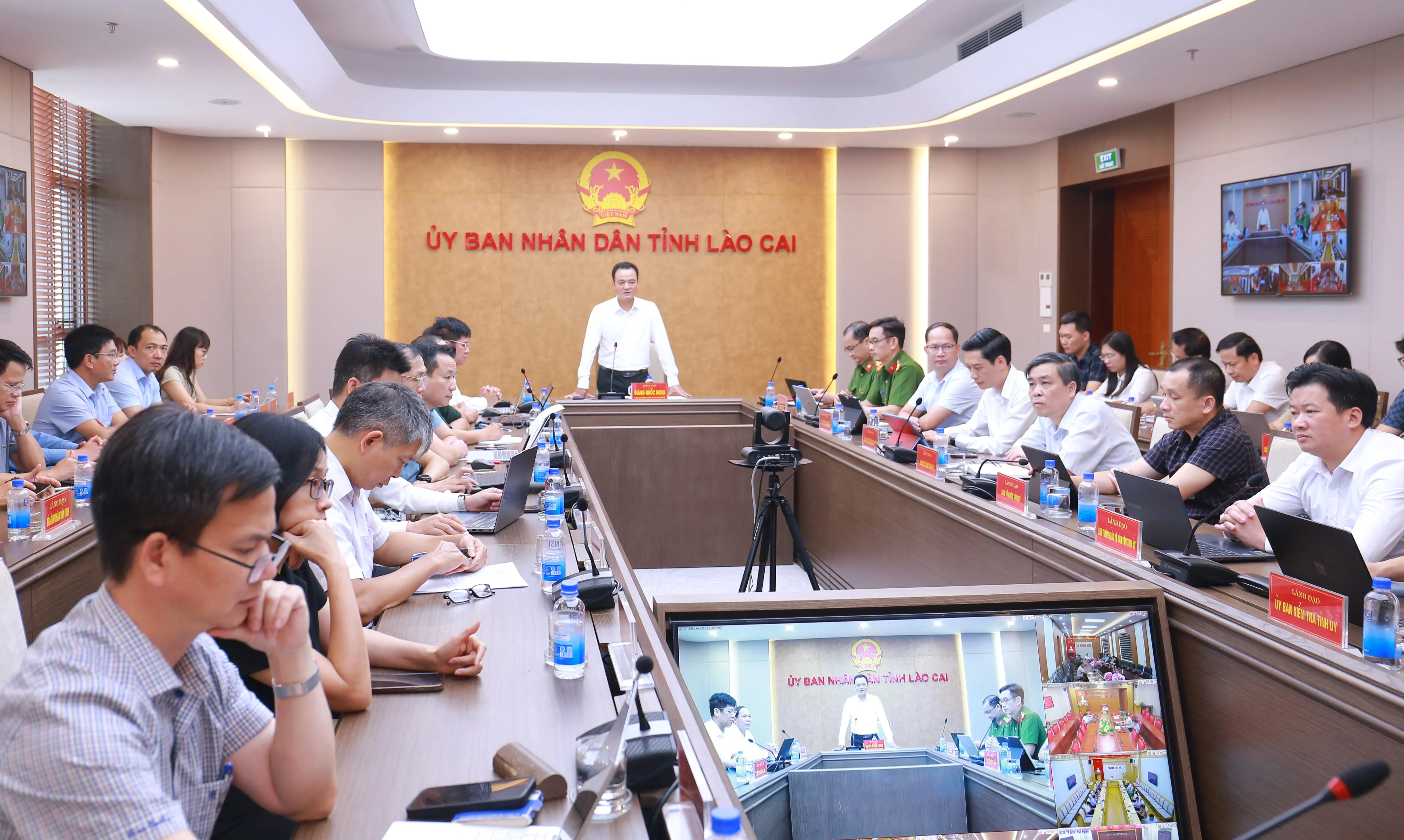 Ảnh 1 - Đồng chí Giàng Quốc Hưng - Phó Chủ tịch UBND tỉnh phát biểu chỉ đạo tại Lễ phát động.webp